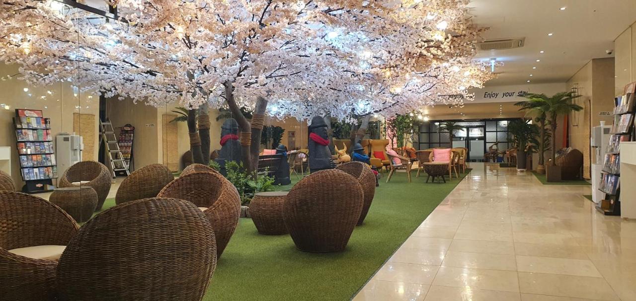 Grandmillions Hotel Szogüpho Kültér fotó